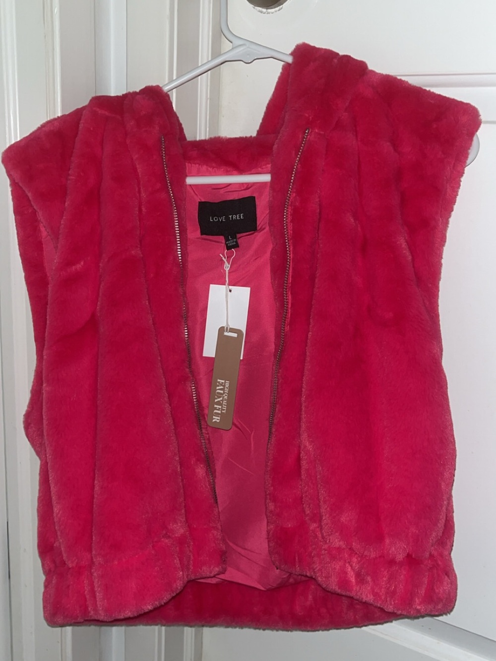 Love Tree high quality faux fur Hot Pink Hooded Vest